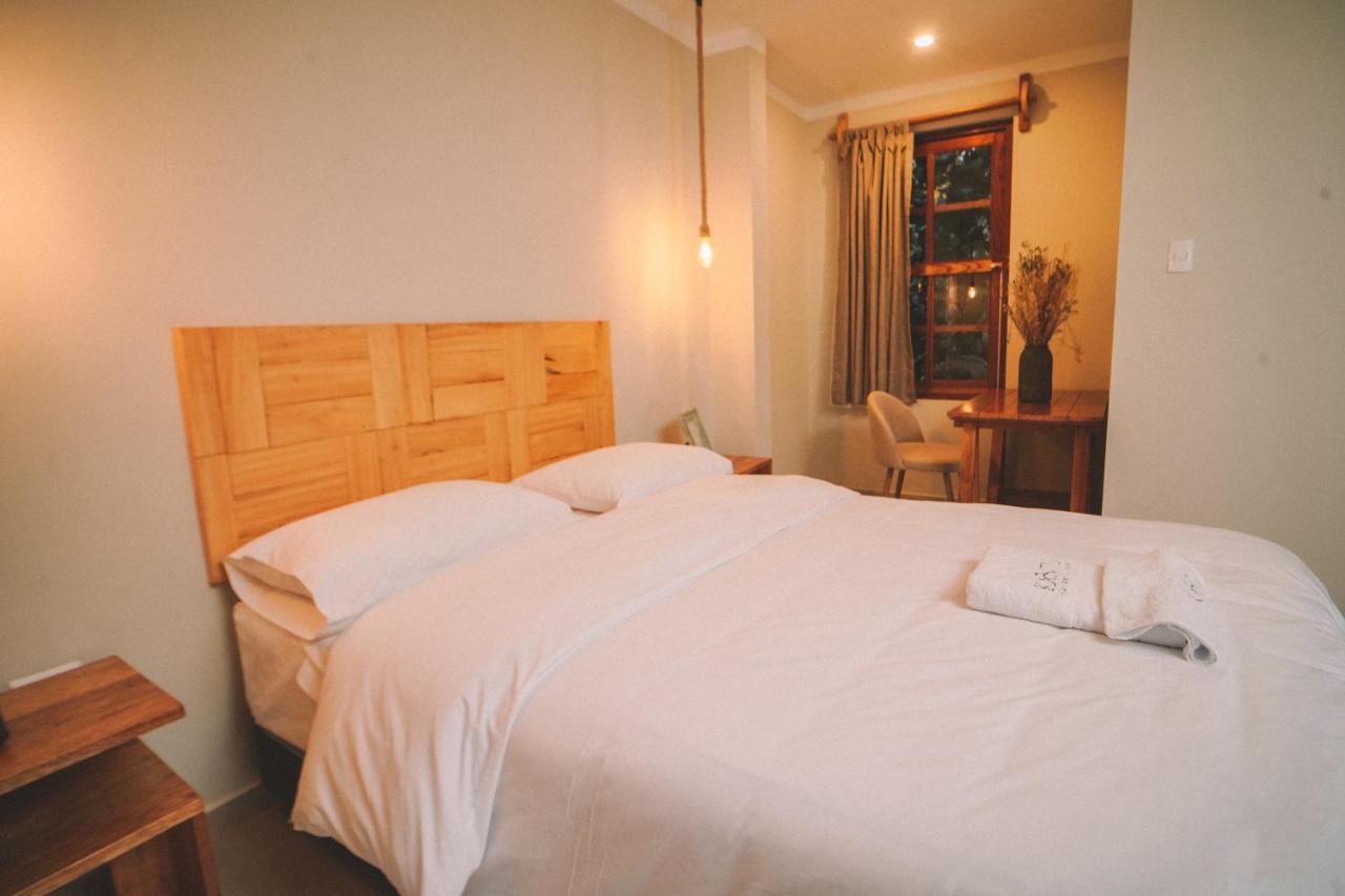 Kantu Garden Lodge โมโยบัมบา ภายนอก รูปภาพ