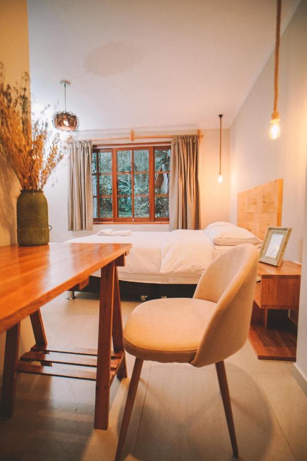 Kantu Garden Lodge โมโยบัมบา ภายนอก รูปภาพ