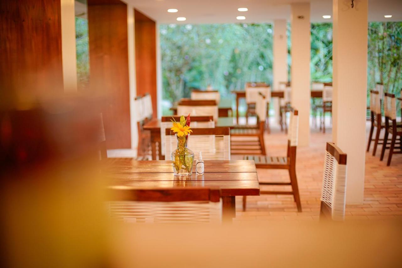 Kantu Garden Lodge โมโยบัมบา ภายนอก รูปภาพ